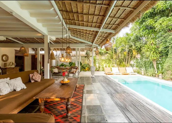 Oma Villa - A Tropical Sanctuary Of Seminyak