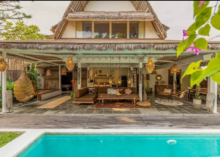 Oma Villa - A Tropical Sanctuary Of Seminyak